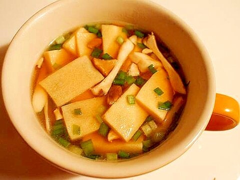 高野豆腐とエリンギで♪　味噌風味の中華スープ